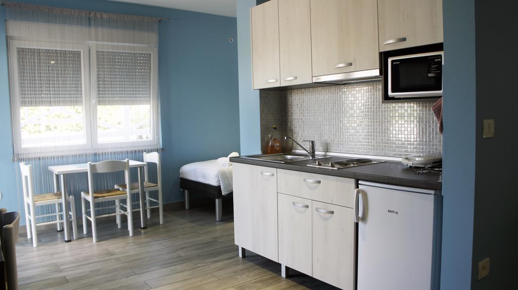 Apartman Iris *